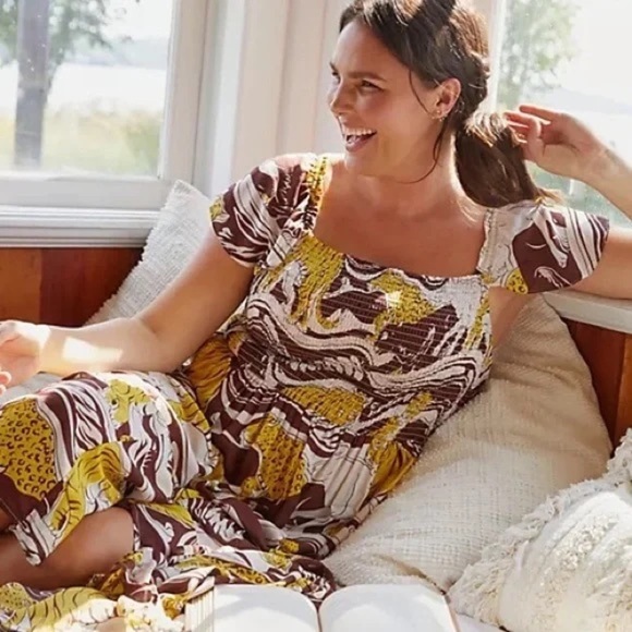 Anthropologie Short Sleeve Ruffled Smocked Maxi Dress Brown Panther Print Small - Picture 4 of 11